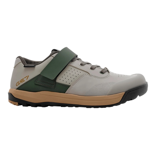 GE700 Shoes